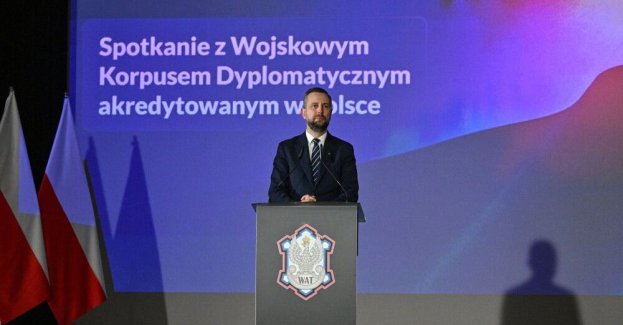 Szef MON do dyplomatów: nasze zbrojenia są po to, żeby nigdy nikomu nie przyszło do głowy atakować Polski