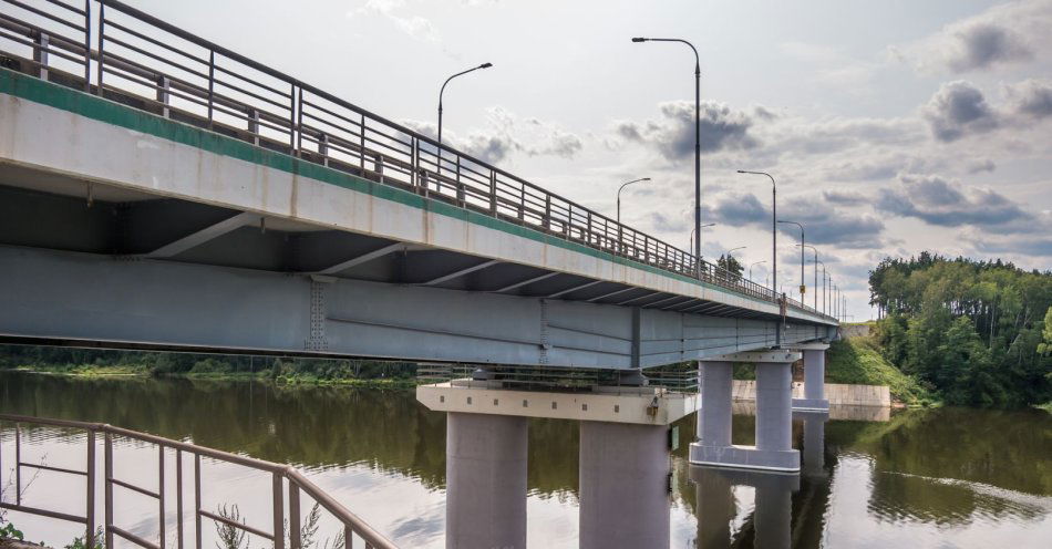 zdjęcie: Rozpoczął się przetarg na prace związane z odbudową mostu w Tczewie / v10334978