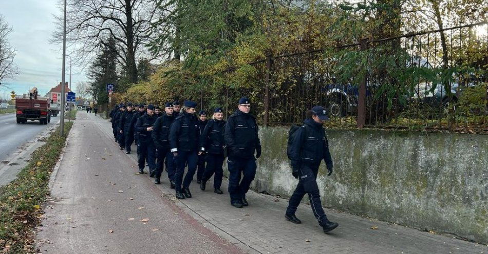 zdjęcie: Kolejny raz młodzi stażem policjanci nabywają doświadczenia pod okiem starszych funkcjonariuszy / fot. KMP w Koszalinie