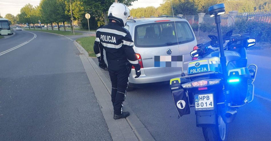 zdjęcie: Kolejny nadzór nad Polną Drogą w Świdnicy i „Modliszówką” / fot. KPP w Świdnicy
