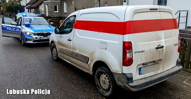 Mając blisko dwa promile rozwoził paczki. 49-letni kurier został zatrzymany przez policjantów