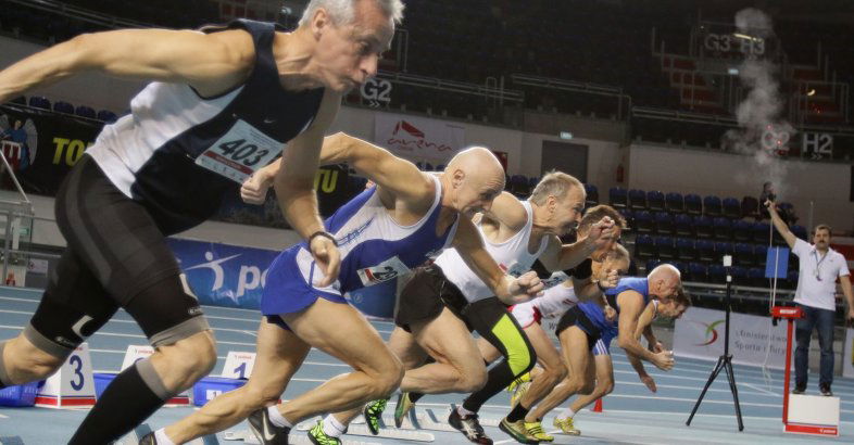 zdjęcie: W sobotę w Arenie Toruń odbędą się 29. Halowe Mistrzostwa Polski w Lekkiej Atletyce Masters. Wydarzeniu towarzyszą też krajowe czempionaty dziennikarz / fot. Polski Związek Lekkiej Atletyki Masters