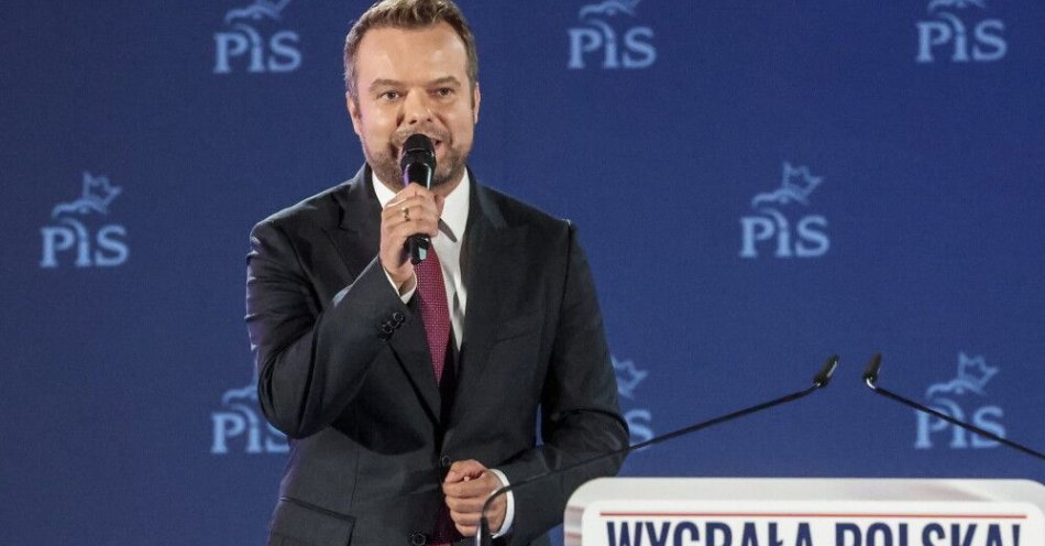 zdjęcie: Bochenek: wykluczeni z klubu PiS radni z Dolnego Śląska zostali zawieszeni w prawach członka partii / Łódź, 22.09.2025. Rzecznik PiS Rafał Bochenek podczas spotkania prezesa PiS z mieszkańcami Łodzi, 22 bm. w ramach cyklu spotkań 