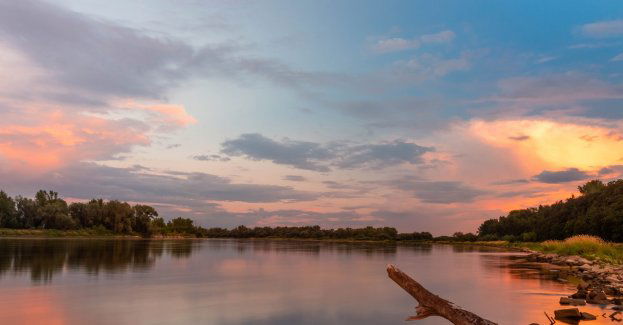 Stołeczny ratusz nie wyklucza zerwania umowy z armatorem promu, na którym 1 sierpnia odtwarzana była Międzynarodówka