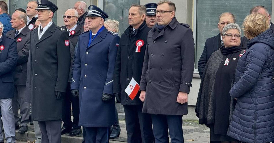 zdjęcie: 105. rocznica odzyskania niepodległości / fot. KPP w Sochaczewie
