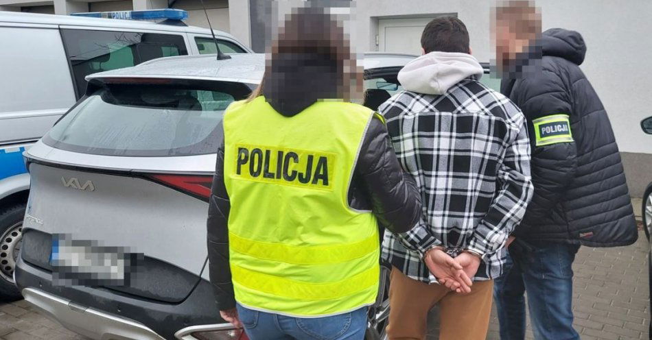 zdjęcie: Wyprowadzili z kont ponad 200 tysięcy złotych. Troje oszustów w rękach Policji! / fot. KMP Chełm