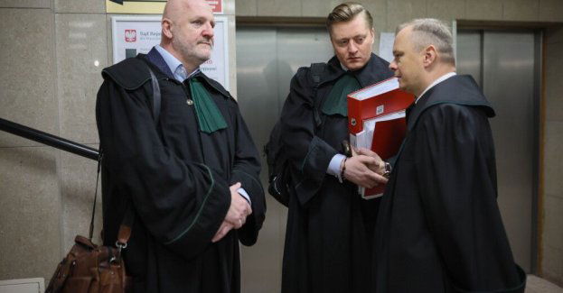 Obrońcy Ziobry: najpierw musimy wyczerpać drogę związaną m.in. ze składem sądu