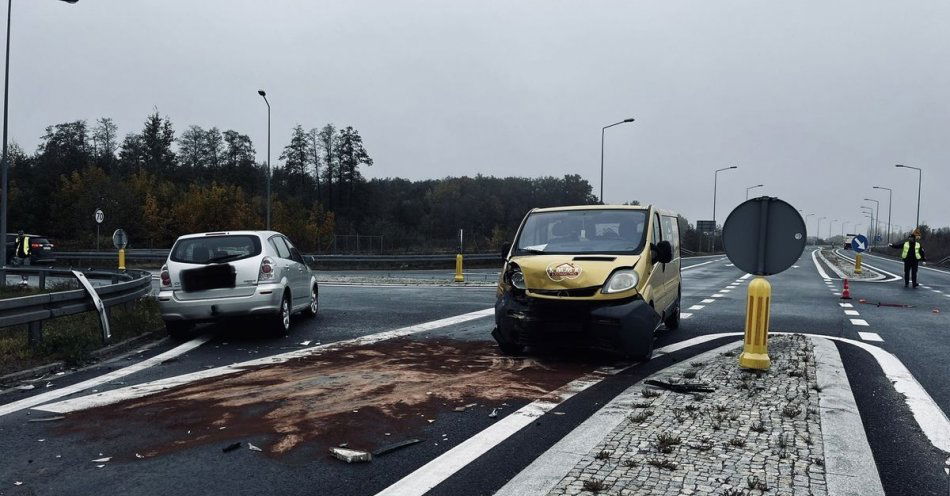 zdjęcie: Wypadek na obwodnicy Olecka / fot. KPP w Olecku