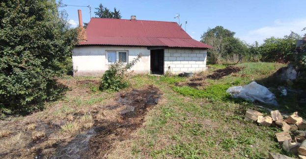 Szybka Reakcja Zapobiegła Tragedii: Podpalenie Trawy na Posesji