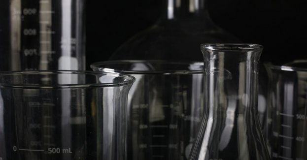 Trzy kobiety poparzone w trakcie przeprowadzania doświadczenia w obiekcie jednej z uczelni