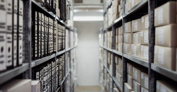 Z policyjnego archiwum - straszyła sąsiadów, wszczynała awantury, twierdziła przy tym, że jest “tajną, rządową policjantką” [NAGRANIE] [VIDEO]