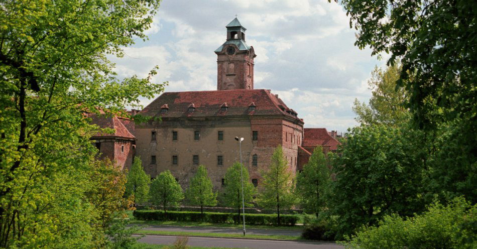 zdjęcie: Żary: miasto na szlaku Wału Trzebnickiego / By Jerzy Strzelecki - Own work [CC BY-SA 3.0 DEED (https://creativecommons.org/licenses/by-sa/3.0/)], via Wikimedia Commons