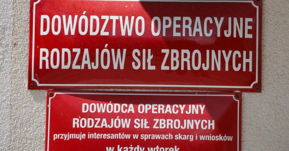 zdjęcie: DORSZ: w nocy odnotowano wloty obiektów o charakterze balonów w polską przestrzeń powietrzną / Warszawa, 24.05.2024. Dowództwo Operacyjne Rodzajów Sił Zbrojnych im. generała Bronisława Kwiatkowskiego ul. Radiowa 2 w Warszawie, 24 bm. (az/ibor) PAP/Albert Zawada