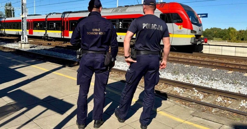 zdjęcie: Łask: policja wzmacnia bezpieczeństwo na kolei podczas Rail Action Week / fot. KPP w Łasku