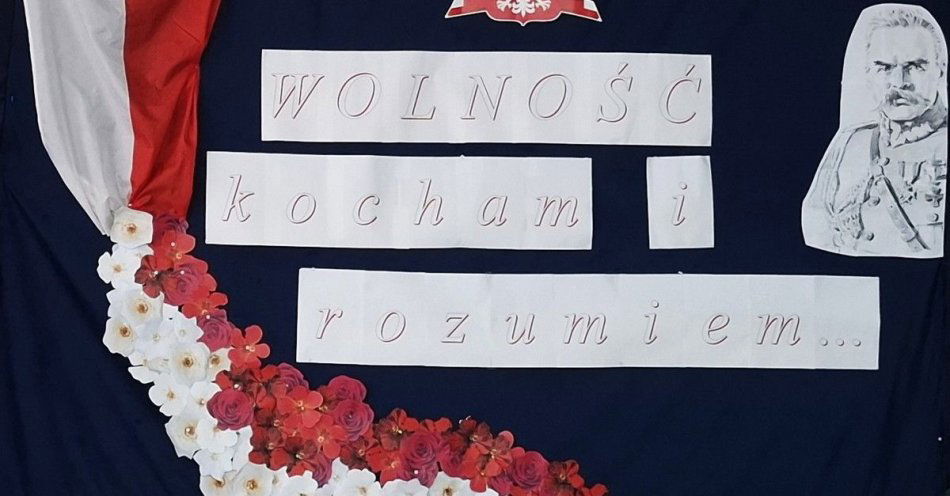 zdjęcie: Wolność w sercu Apel uczcił 107. rocznicę Niepodległości / fot. KPP Łęczna