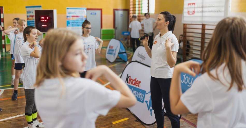 zdjęcie: 400 dzieci ćwiczyło z Moniką Pyrek. To rekordowa odsłona KINDER Joy of moving Alternatywne lekcje WF / fot. nadesłane