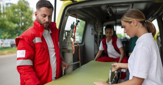 Śląski Uniwersytet Medyczny wprowadził zajęcia z samoobrony psychologicznej dla ratowników