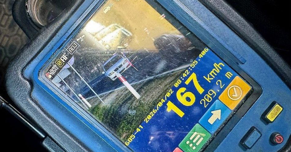 zdjęcie: 26 latek pędził 167 km/h i stracił prawo jazdy w Ząbkowicach / fot. KPP w Ząbkowicach Śląskich