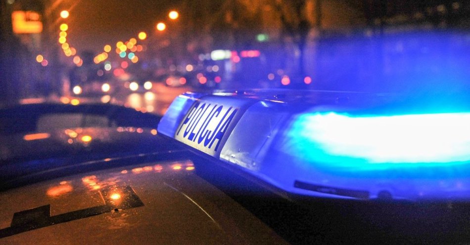 zdjęcie: Kierująca uratowała zmarzniętą seniorkę na ulicy Moniuszki / fot. KPP Wschowa