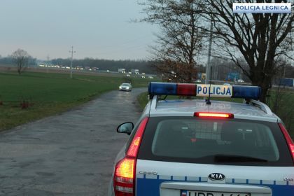 Dostosuj prędkość do warunków panujących na drodze