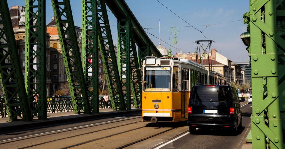 zdjęcie: W piątek zmiany w komunikacji miejskiej w związku z zamknięcie mostu Siennickiego / v26372264