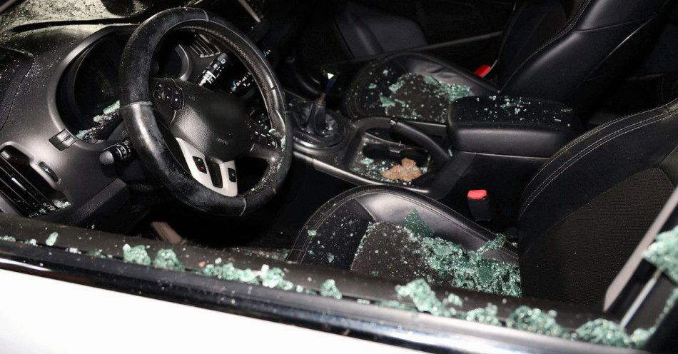 zdjęcie: Areszt za groźby i zniszczenie aut w powiecie / fot. KPP Wysokie Mazowieckie