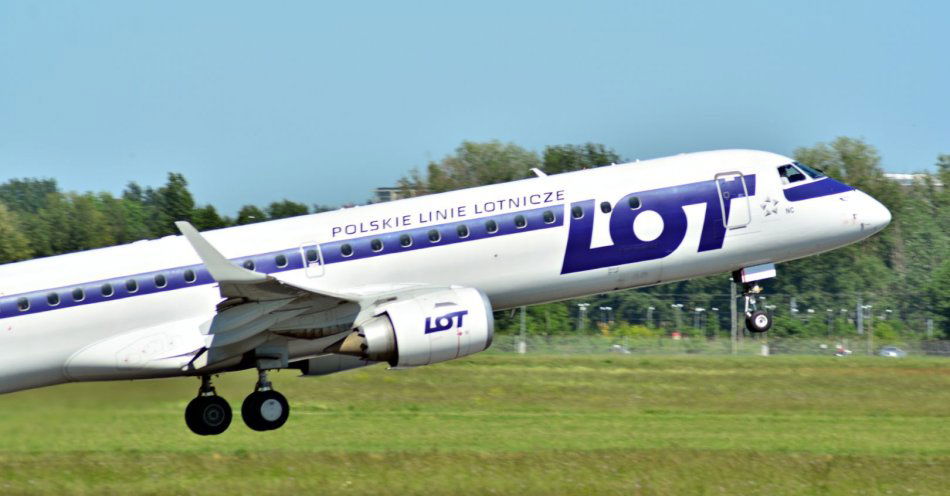 zdjęcie: Od 31 marca PLL LOT z codziennymi lotami do Paryża-Orly / v44825516