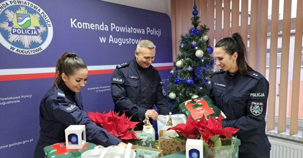 Policjanci przygotowali Bożonarodzeniową Paczkę