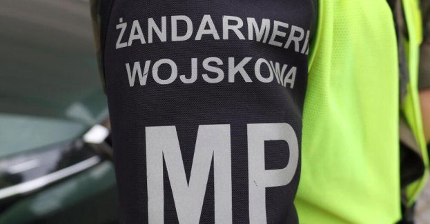 żołnierz, który strzelał do cywilnego auta, może odpowiadać za usiłowanie zabójstwa
