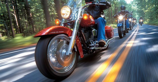 Sezon motocyklowy w pełni. Jedź z głową