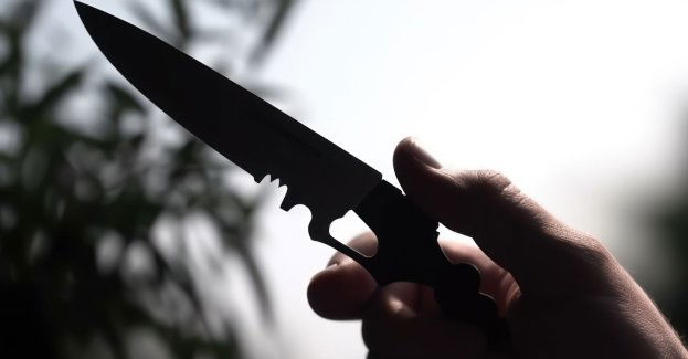 16-latek zaatakował rówieśników nożem i stłuczoną butelką