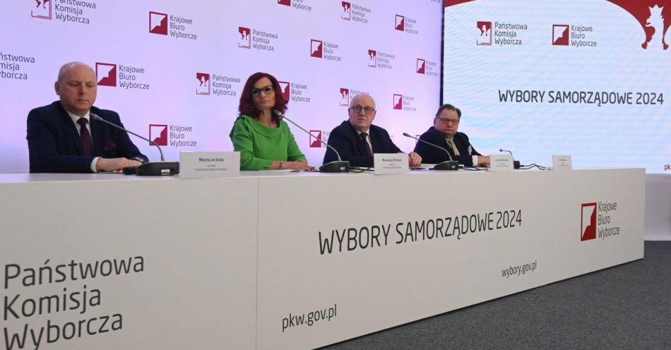 zdjęcie: PKW na stronie podała wyniki ze 100 proc. obwodów głosowania / fot. PAP