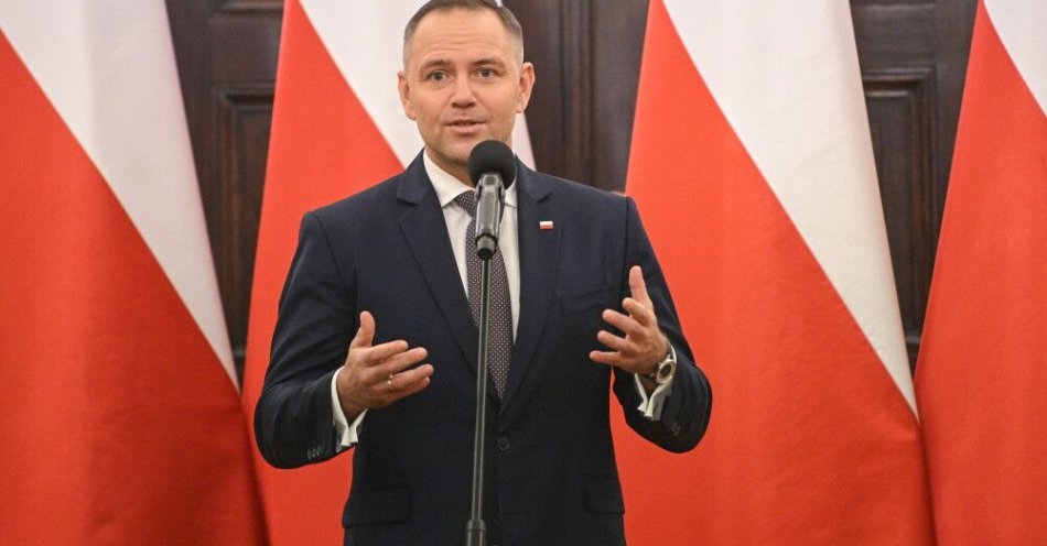 zdjęcie: Prezydent w rocznicę wyboru K. Wojtyły na papieża: Polak, który zmienił świat / Warszawa, 15.10.2025. Prezydent RP Karol Nawrocki podczas uroczystości powołania nowych członków Rady Dialogu Społecznego, 15 bm. w Pałacu Prezydenckim w Warszawie. (mr) PAP/Marcin Obara