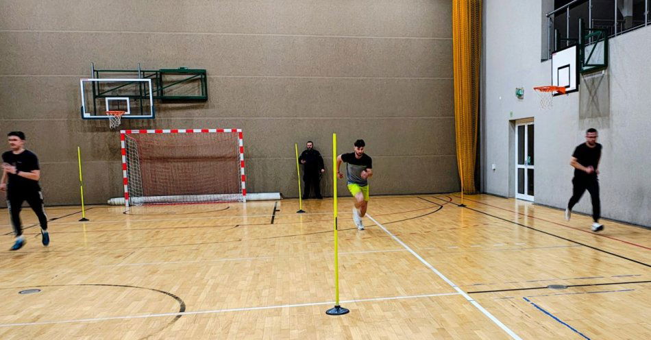 zdjęcie: Pokaz testów sprawnościowych do Policji w Pajęcznie / fot. KPP w Pajęcznie