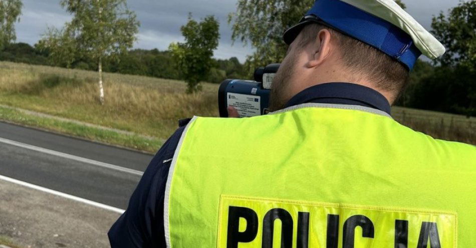 zdjęcie: Przypominamy - niezatrzymanie się do kontroli drogowej to przestępstwo zagrożone karą do 5 lat pozbawienia wolności! / fot. KPP w Kartuzach