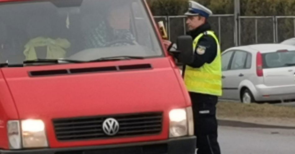 zdjęcie: Policjanci sprawdzali czy poniedziałkowy poranek był trzeźwy / fot. KPP Inowrocław