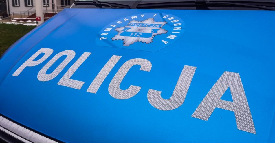 zdjęcie: Siemiatyccy policjanci otrzymali mobilne biuro drogówki / fot. KPP Siemiatycze