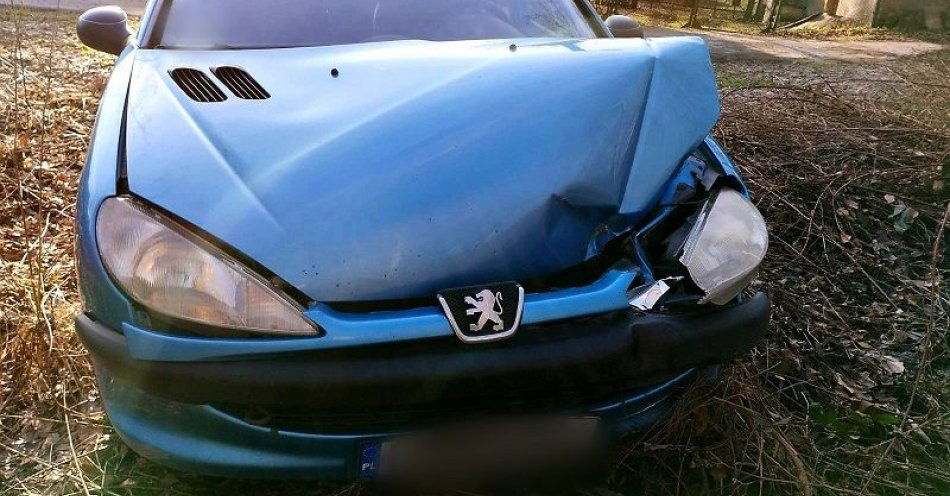 zdjęcie: Widząc radiowóz zjechał z drogi i uszkodził auto. Był pijany! / fot. KPP w Ząbkowicach Śląskich