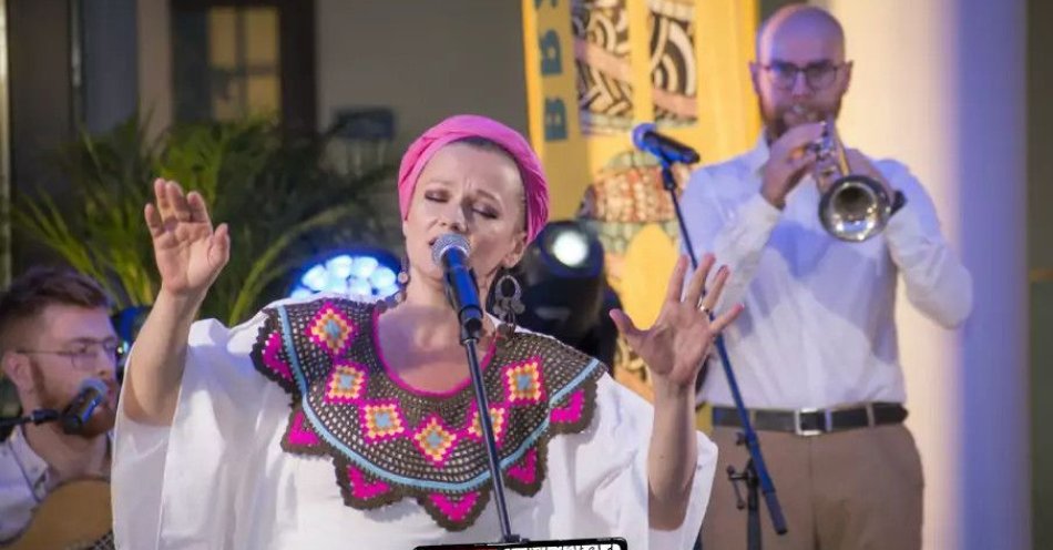 zdjęcie: Bachata 100 % Poco Loco / kupbilecik24.pl / Bachata 100 % Poco Loco