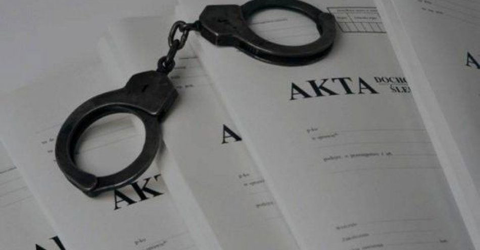 zdjęcie: Ucieczka po wypadku w Gąsawach Plebańskich zakończona aresztem / fot. KPP w Szydłowcu