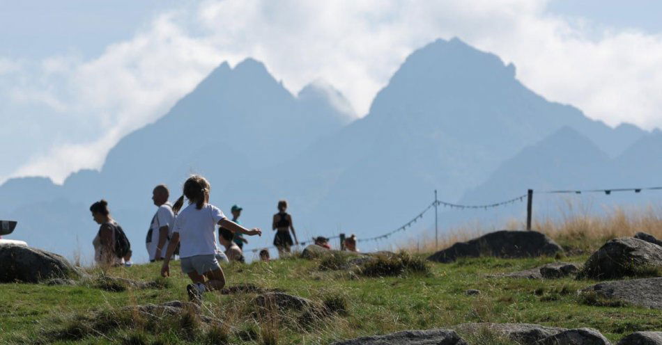 zdjęcie: Tatry w wakacje odwiedziło 1 mln 732 tys. turystów; rekord nie został pobity / fot. PAP