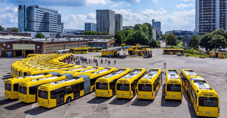 zdjęcie: Autobusy PKM Katowice będą zasilane prądem z fotowoltaiki / fot. nadesłane