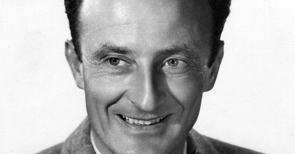 zdjęcie: Fred Zinnemann twórca oskarowych filmów urodzony w Rzeszowie ma swoją tablicę w Rynku / fot. Wikimedia Commons