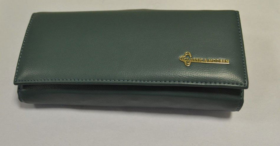 zdjęcie: Znaleziono portfel w Radzyniu Podlaskim. Policja prosi o kontakt / fot. KPP Radzyń Podlaski