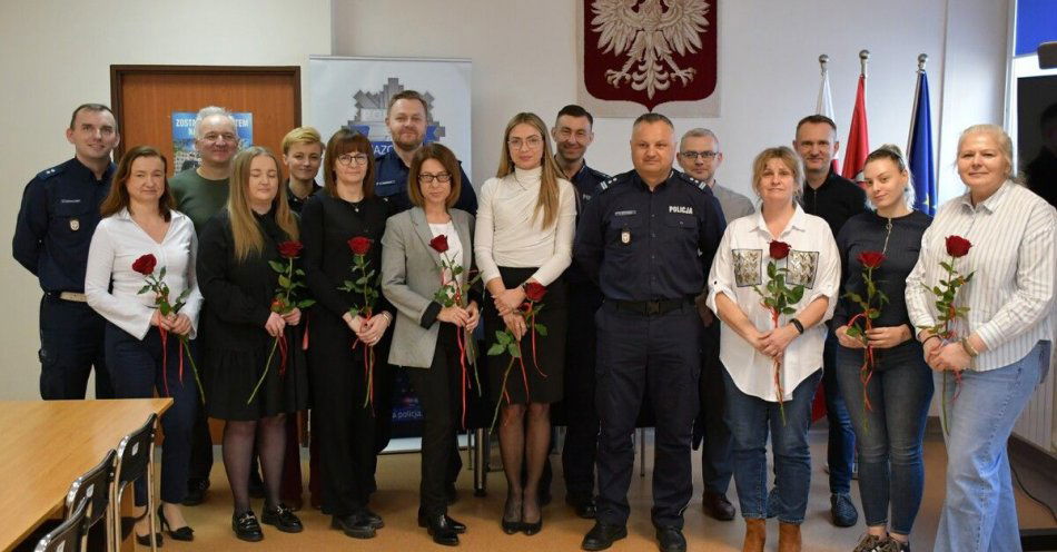 zdjęcie: Dzień Kobiet w szydłowieckiej komendzie policji / fot. KPP w Szydłowcu