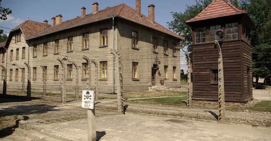 zdjęcie: Fundacja pozyskała część unikalnego baraku z podobozu KL Auschwitz / pixabay/1187918