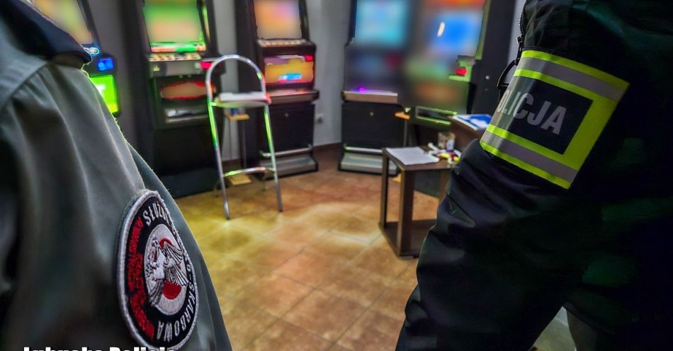 zdjęcie: Pseudokasyno zlikwidowane w Gubinie ujawniono narkotyki / fot. KPP Krosno Odrzańskie