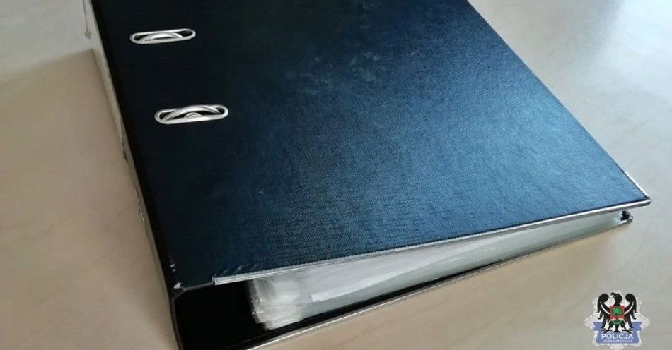 zdjęcie: 42-latek wziął pożyczkę, ale nie zamierzał jej spłacać. Teraz odpowie za oszustwo / fot. KMP w Wałbrzychu