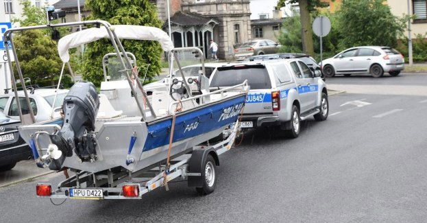 Patrol wodny śremskiej Policji będzie dbał o bezpieczeństwo na Jeziorze Grzymisławskim