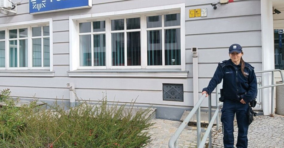zdjęcie: Dzielnicowa poza służbą zatrzymała pijanego kierowcę / fot. KMP w Wrocławiu